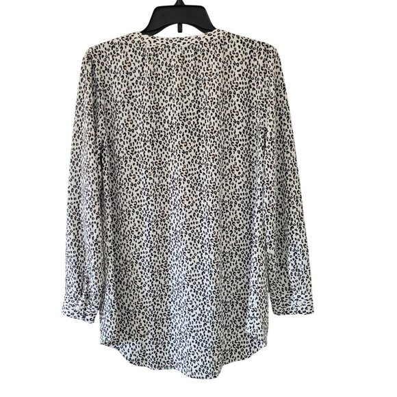 Apt 9 Leopard Print V-Neck Blouse Womens Size M Long Sleeve Pockets Career - Picture 2 of 10